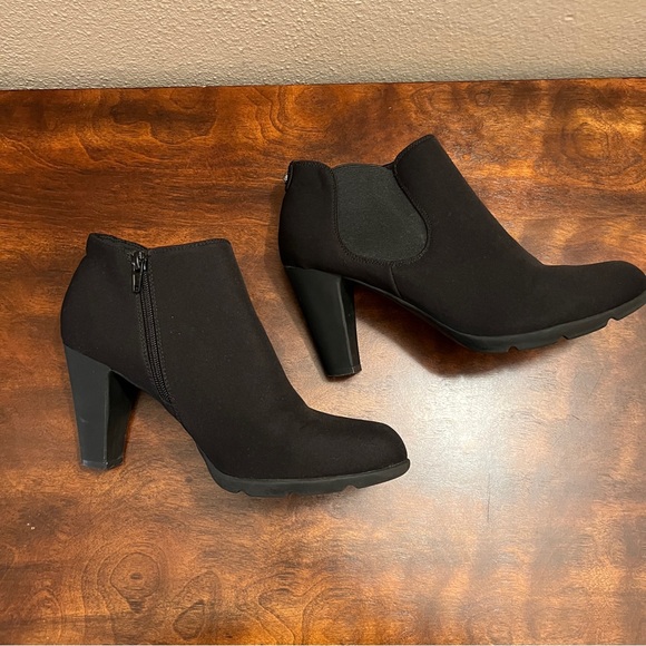Black Anne Klein Ankle Boots Size 10 - Picture 9 of 16